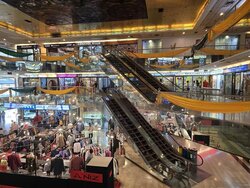 The Golden Landmark (D7), Retail #451023721